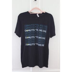 Women's Size Medium Black Tee Shirt